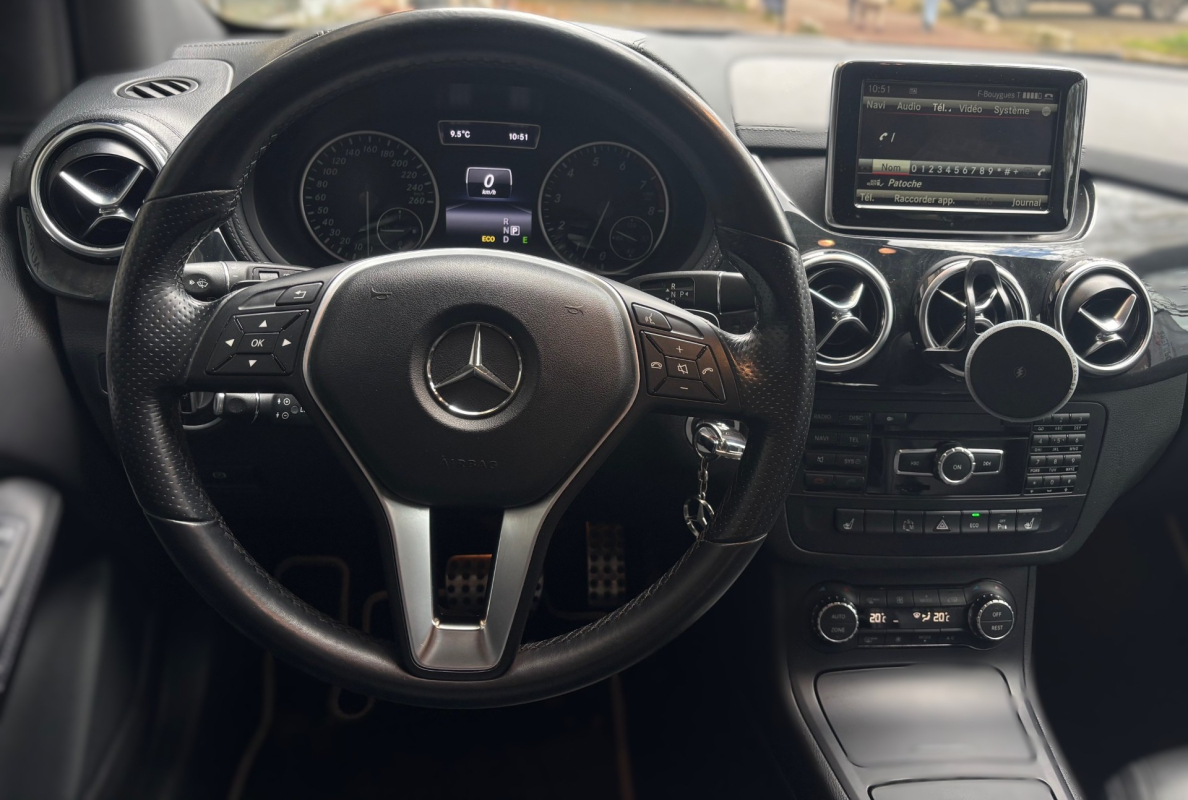 Mercedes Classe B — 10