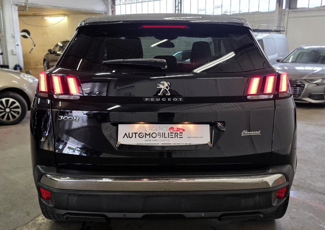 Peugeot 3008 — 18