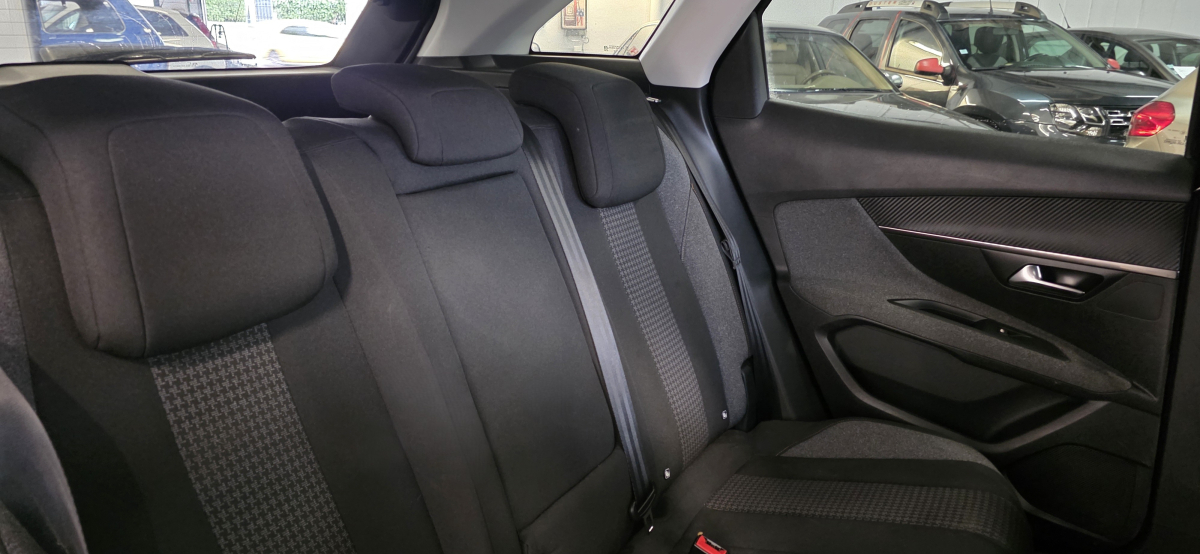 Peugeot 3008 — 15