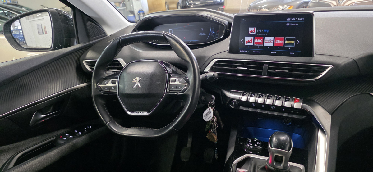 Peugeot 3008 — 11