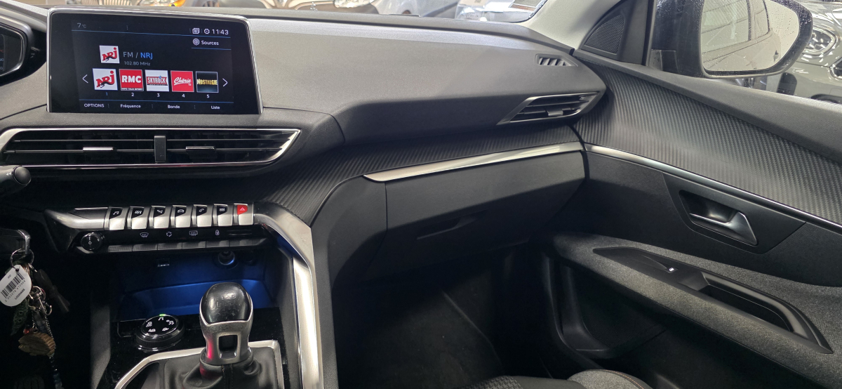 Peugeot 3008 — 12