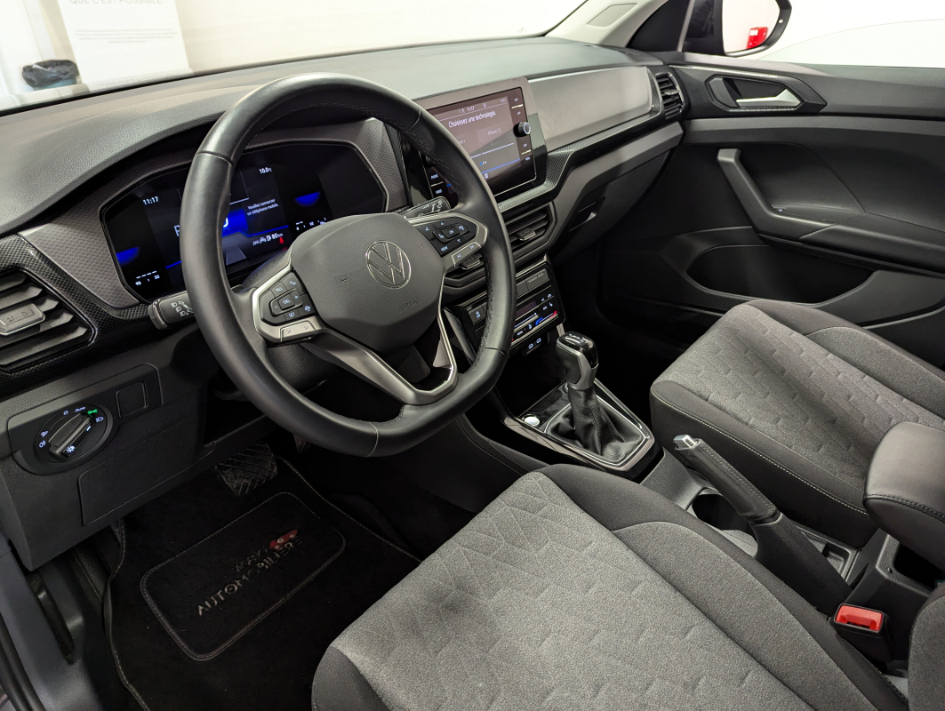 Volkswagen T-Cross — 7