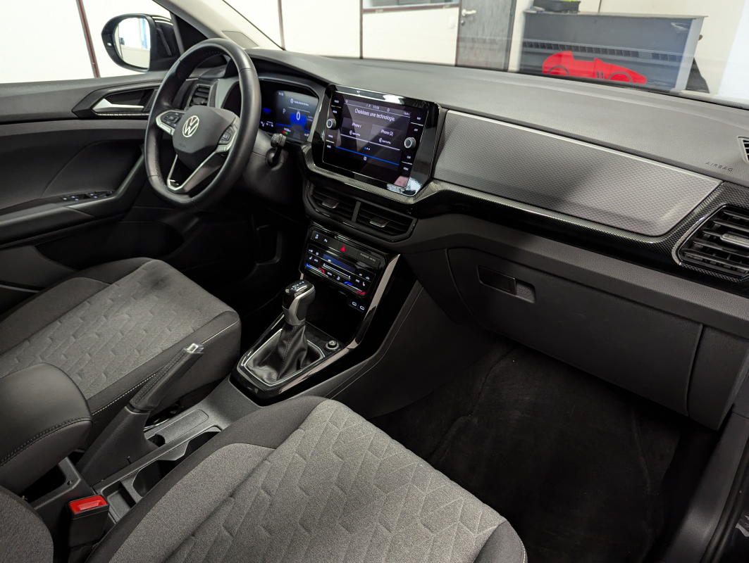 Volkswagen T-Cross — 10