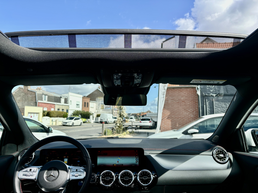 Mercedes EQA — 27