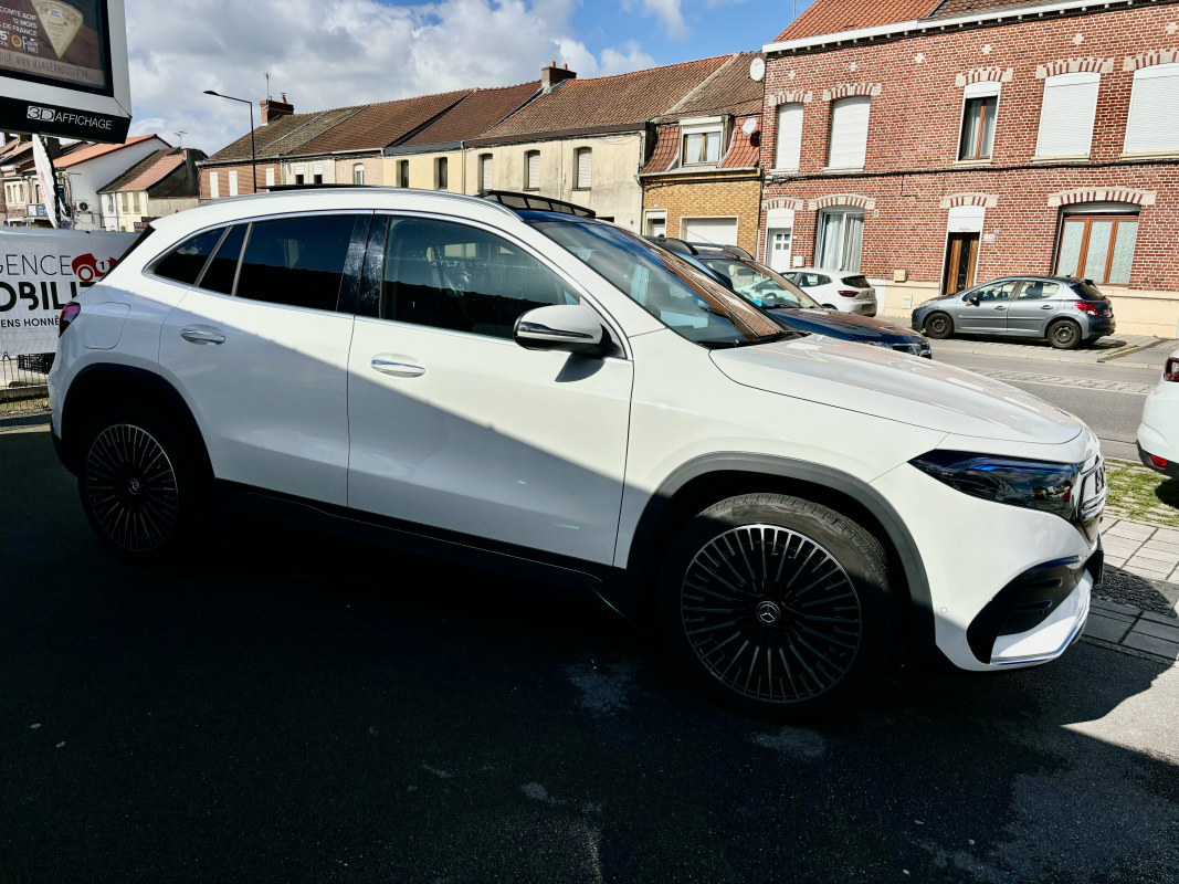 Mercedes EQA — 6