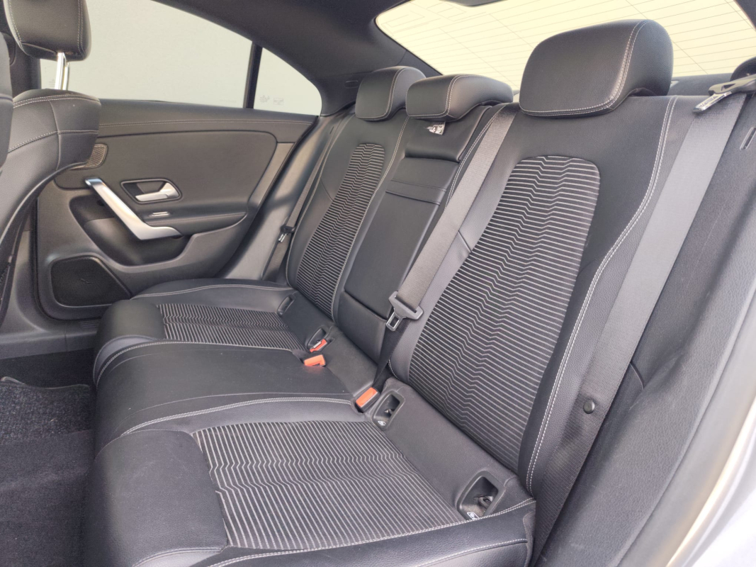 Mercedes Classe CLA — 16