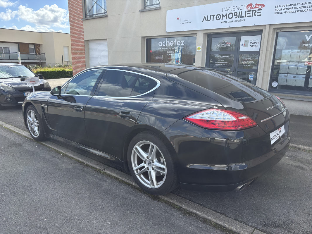 Porsche Panamera — 3