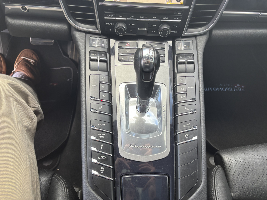 Porsche Panamera — 18