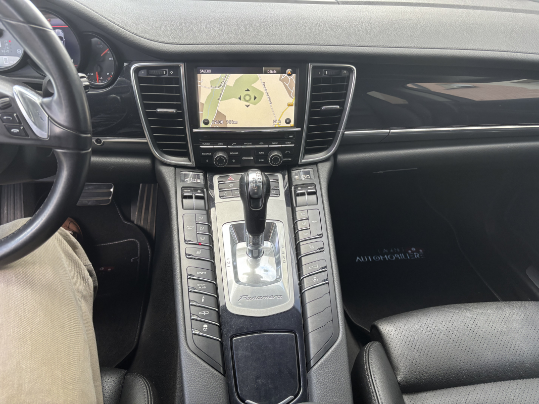 Porsche Panamera — 17