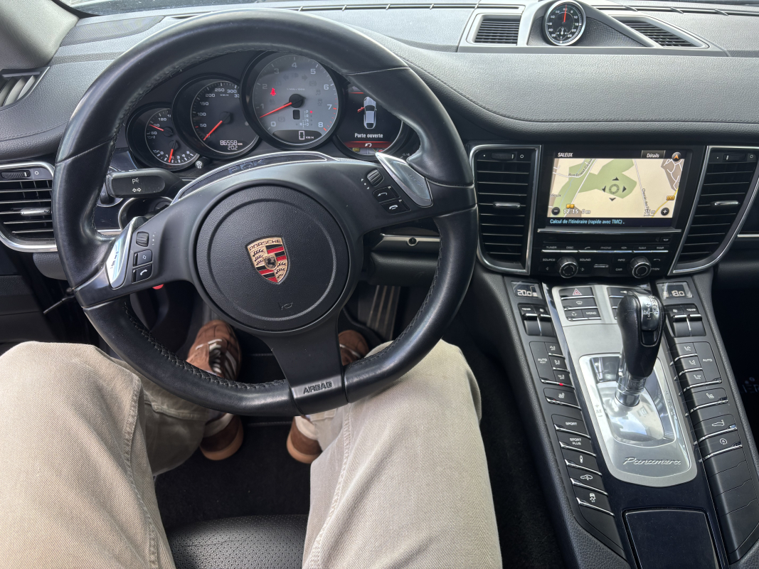 Porsche Panamera — 11