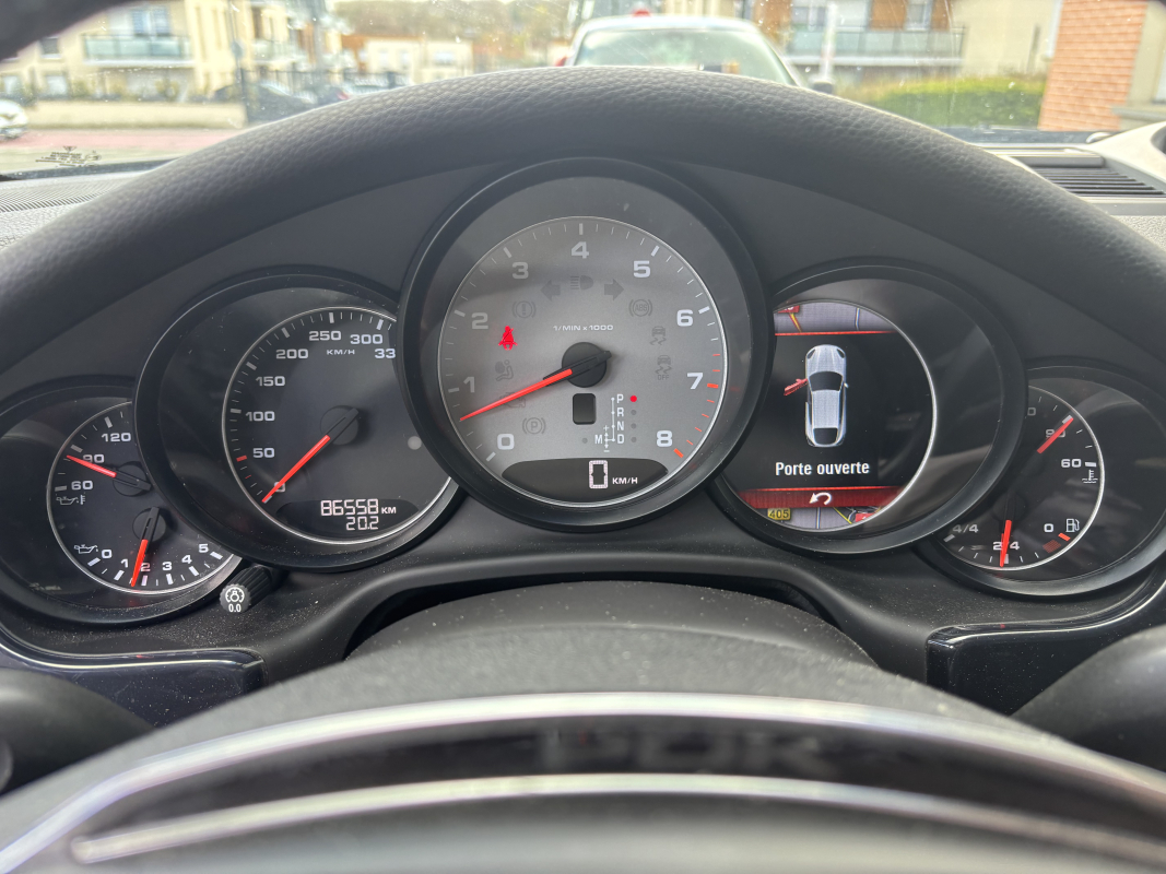 Porsche Panamera — 29