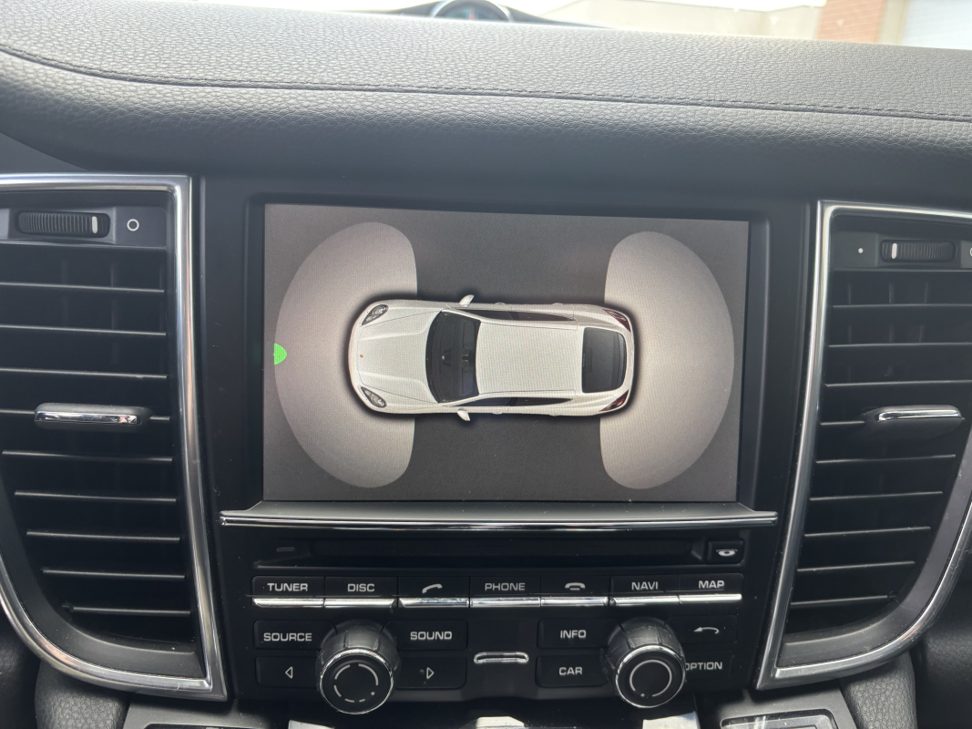 Porsche Panamera — 30