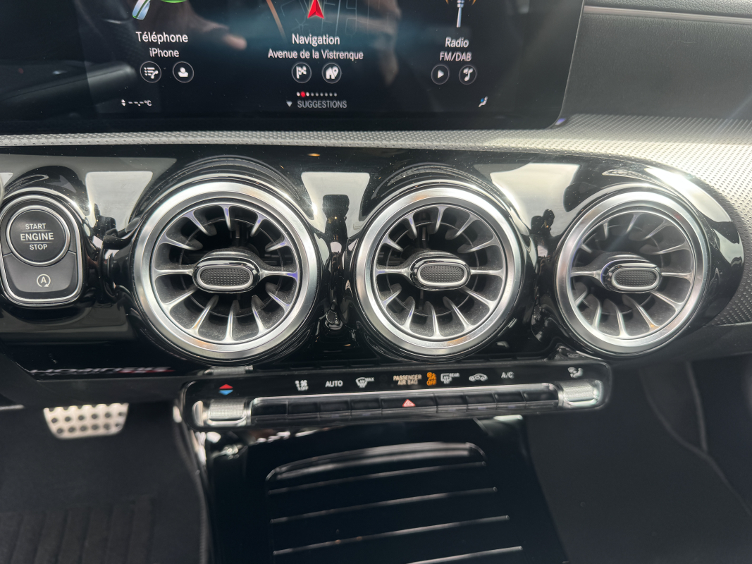 Mercedes Classe A — 16