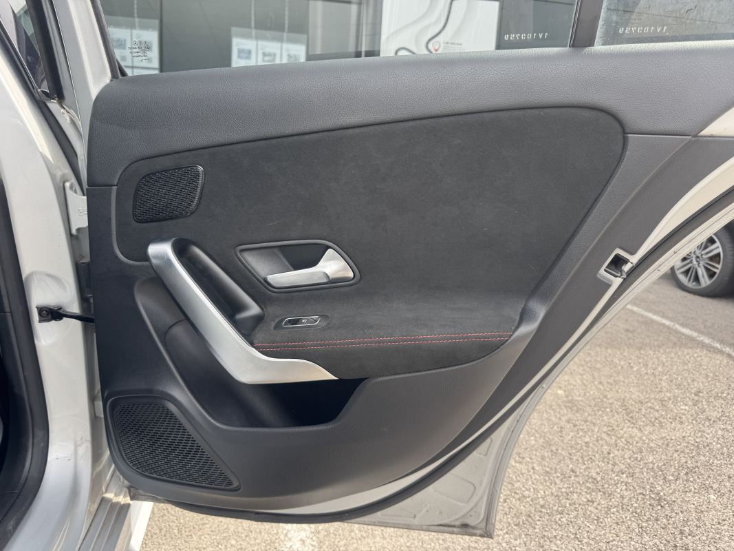 Mercedes Classe A — 24