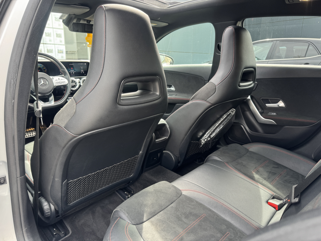 Mercedes Classe A — 21