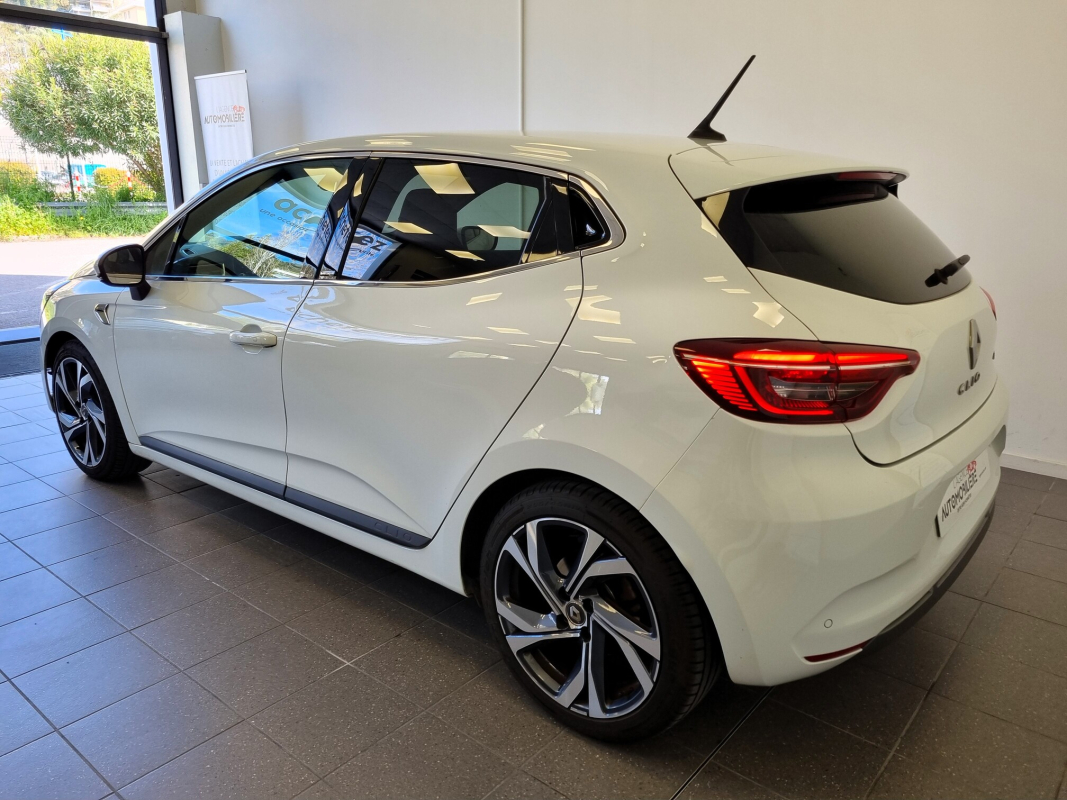Renault Clio — 4