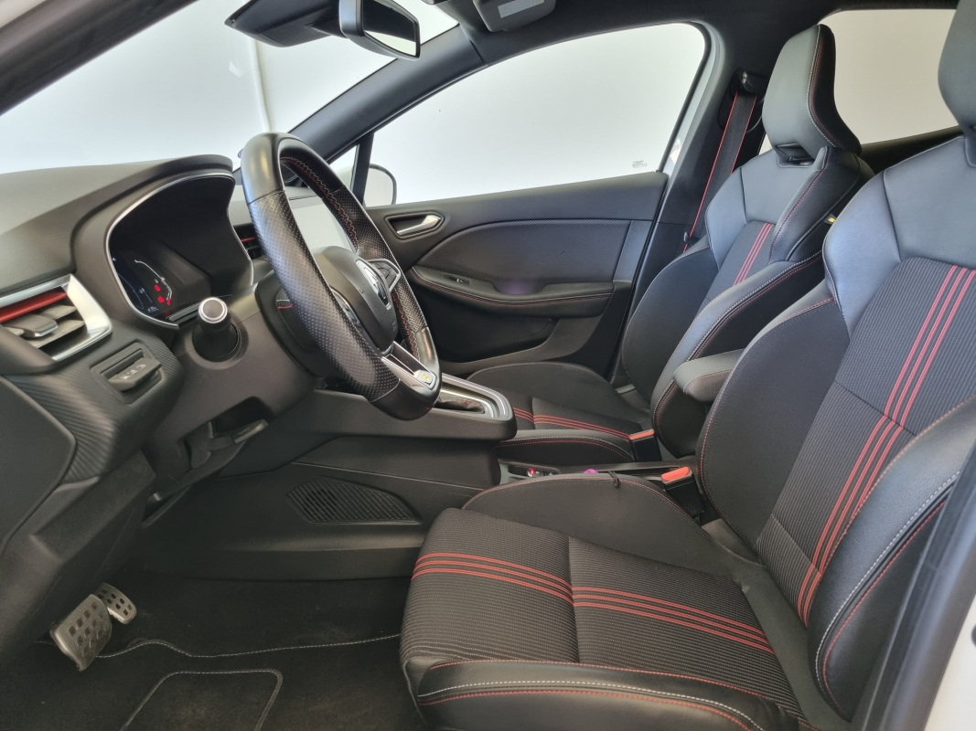 Renault Clio — 11
