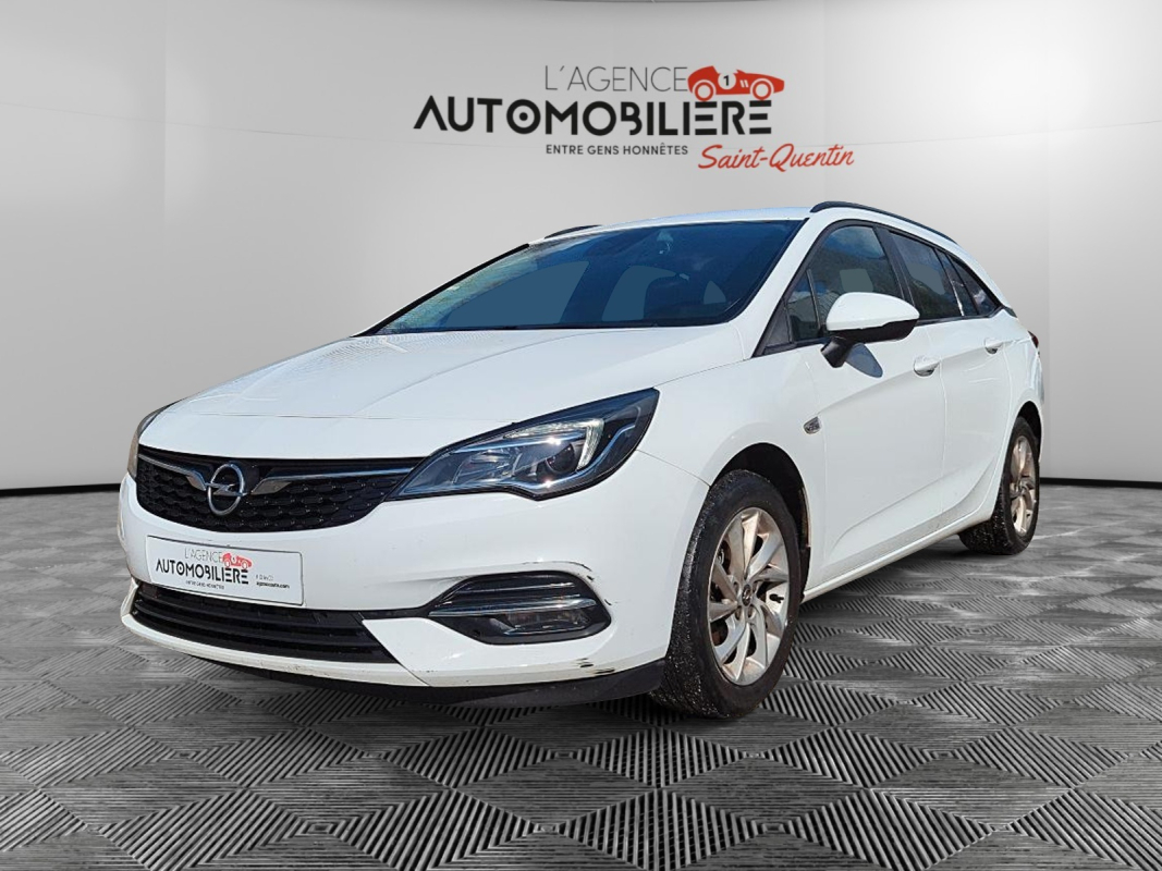 Opel Astra Sports Tourer — 3