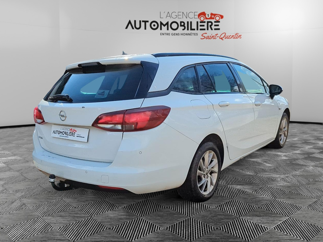 Opel Astra Sports Tourer — 8