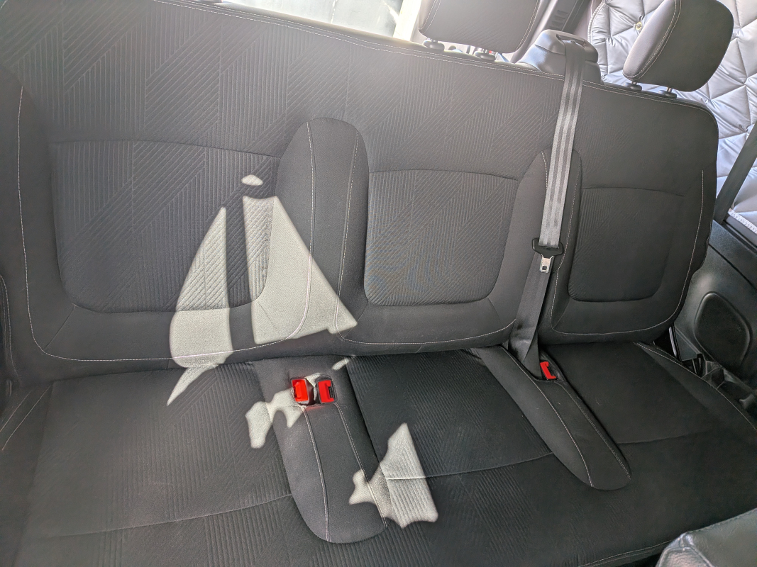 Renault Trafic Combi — 15