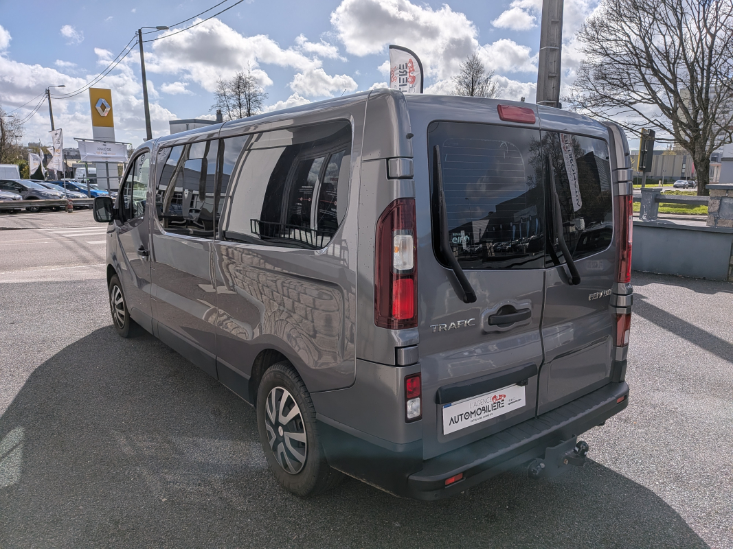 Renault Trafic Combi — 6