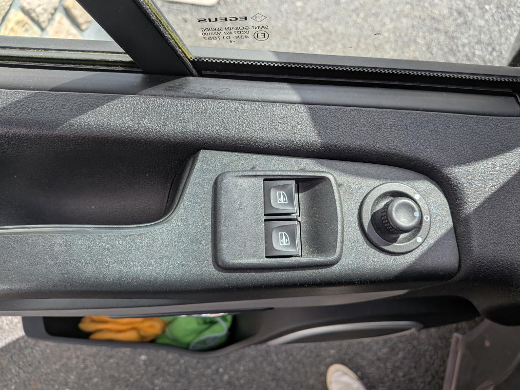 Renault Trafic Combi — 22