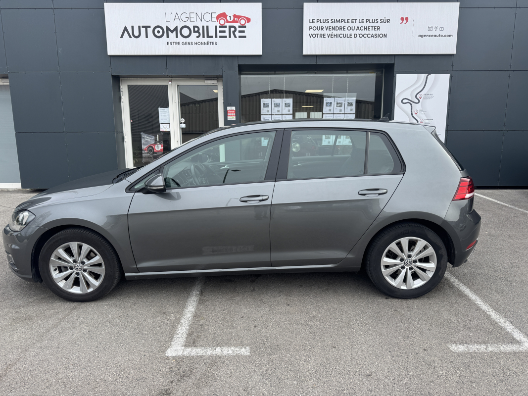 Volkswagen Golf — 4