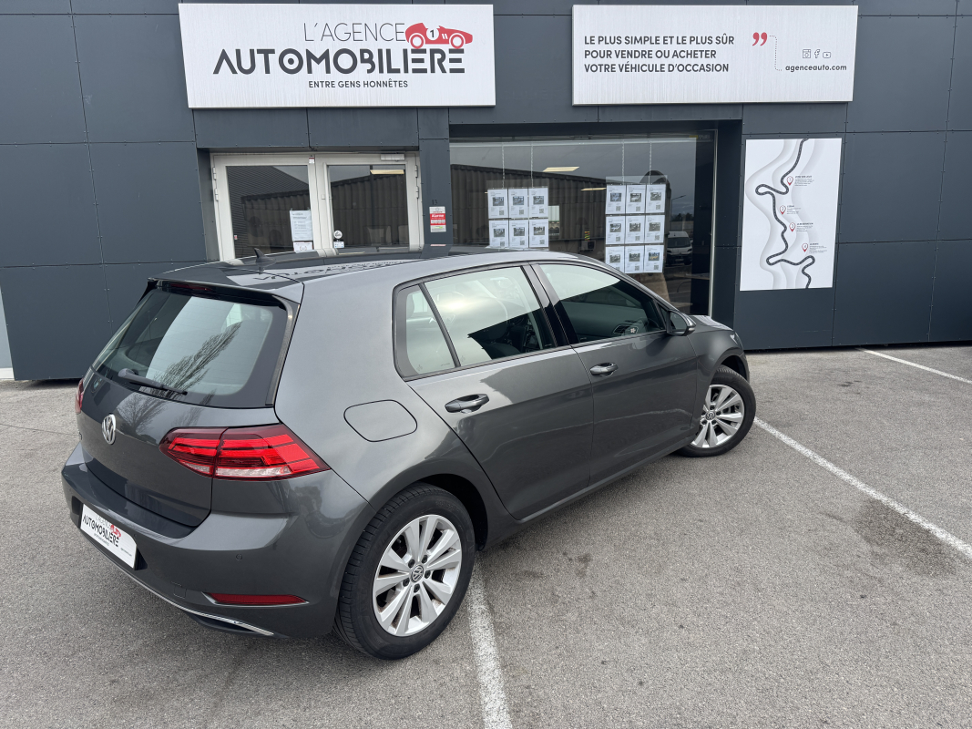 Volkswagen Golf — 2