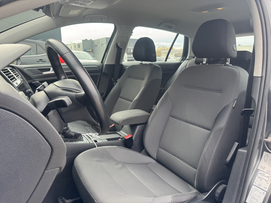 Volkswagen Golf — 9