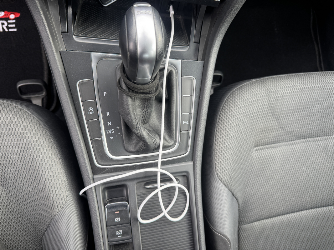 Volkswagen Golf — 18
