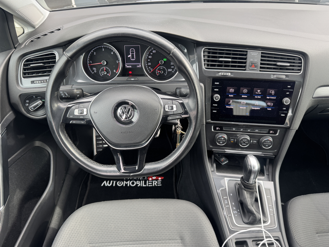 Volkswagen Golf — 10