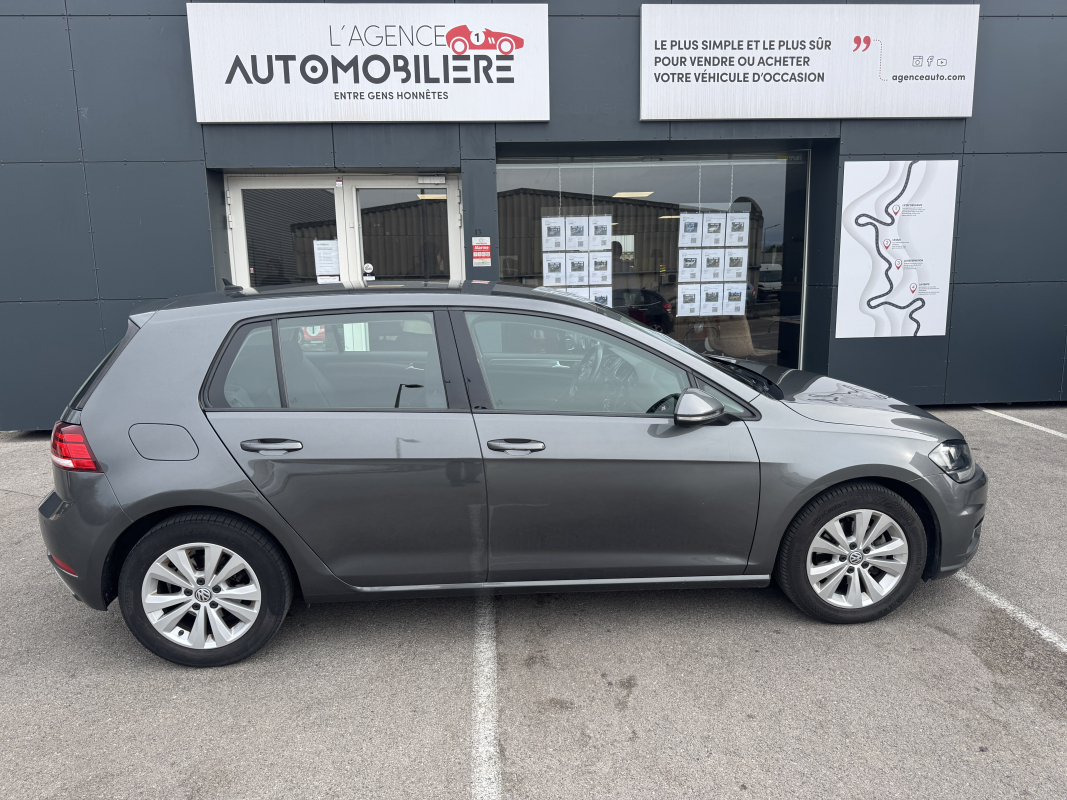 Volkswagen Golf — 6