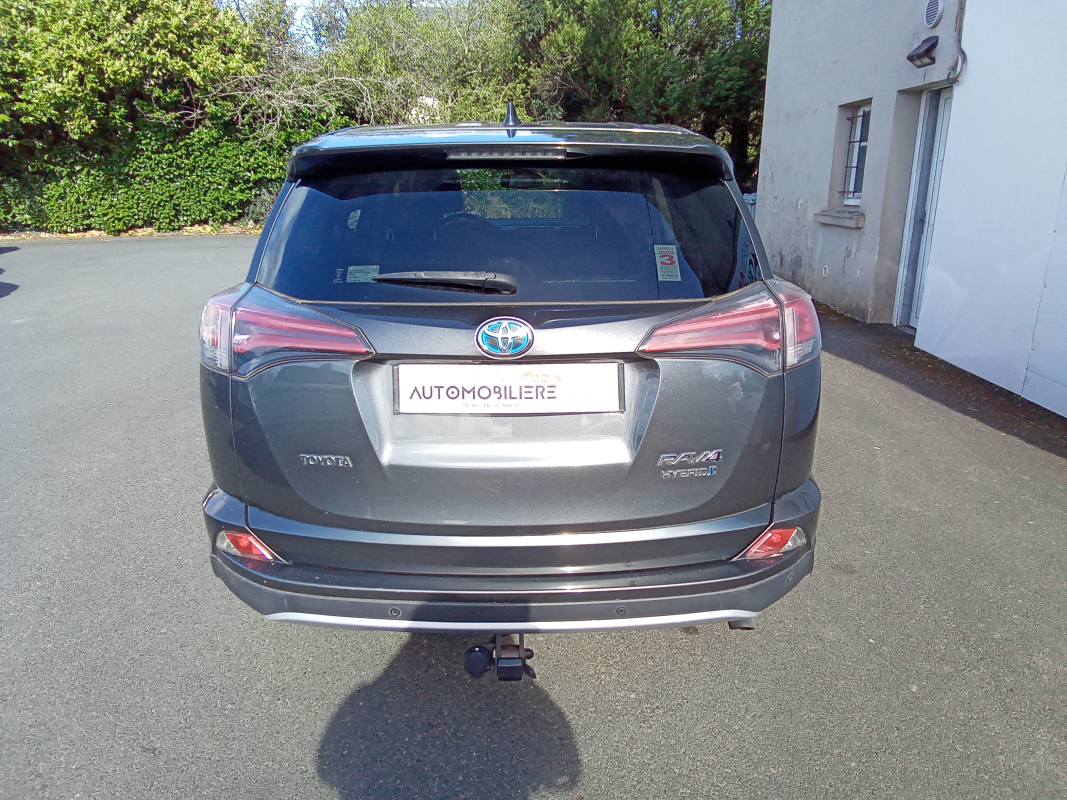 Toyota RAV4 — 4