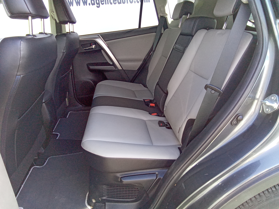 Toyota RAV4 — 17
