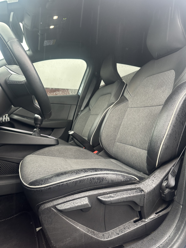 Renault Clio — 9