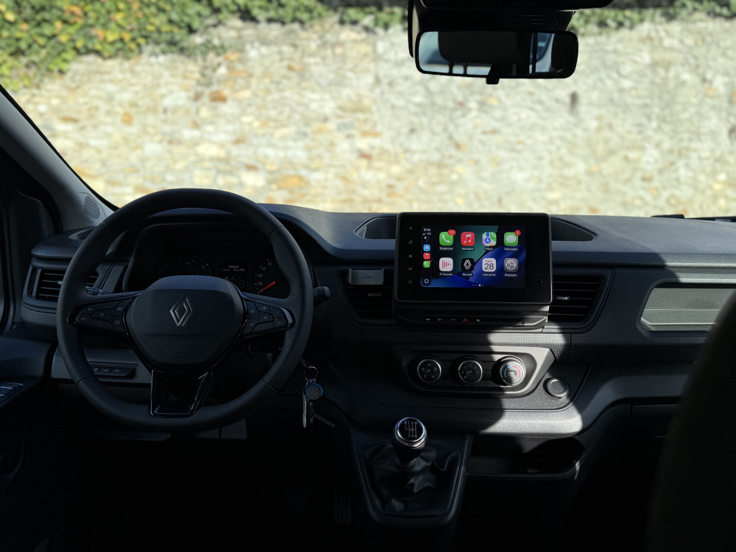 Renault Trafic Combi — 18