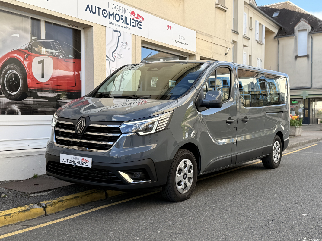 Renault Trafic Combi