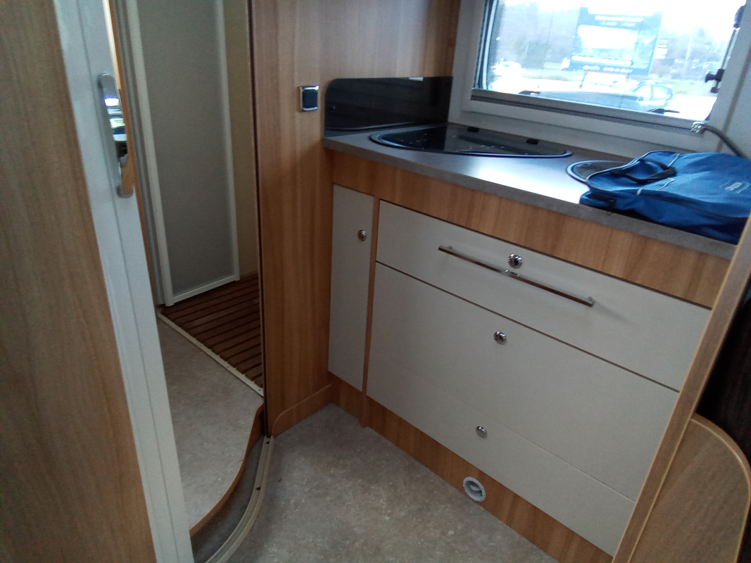 Ford Transit — 16