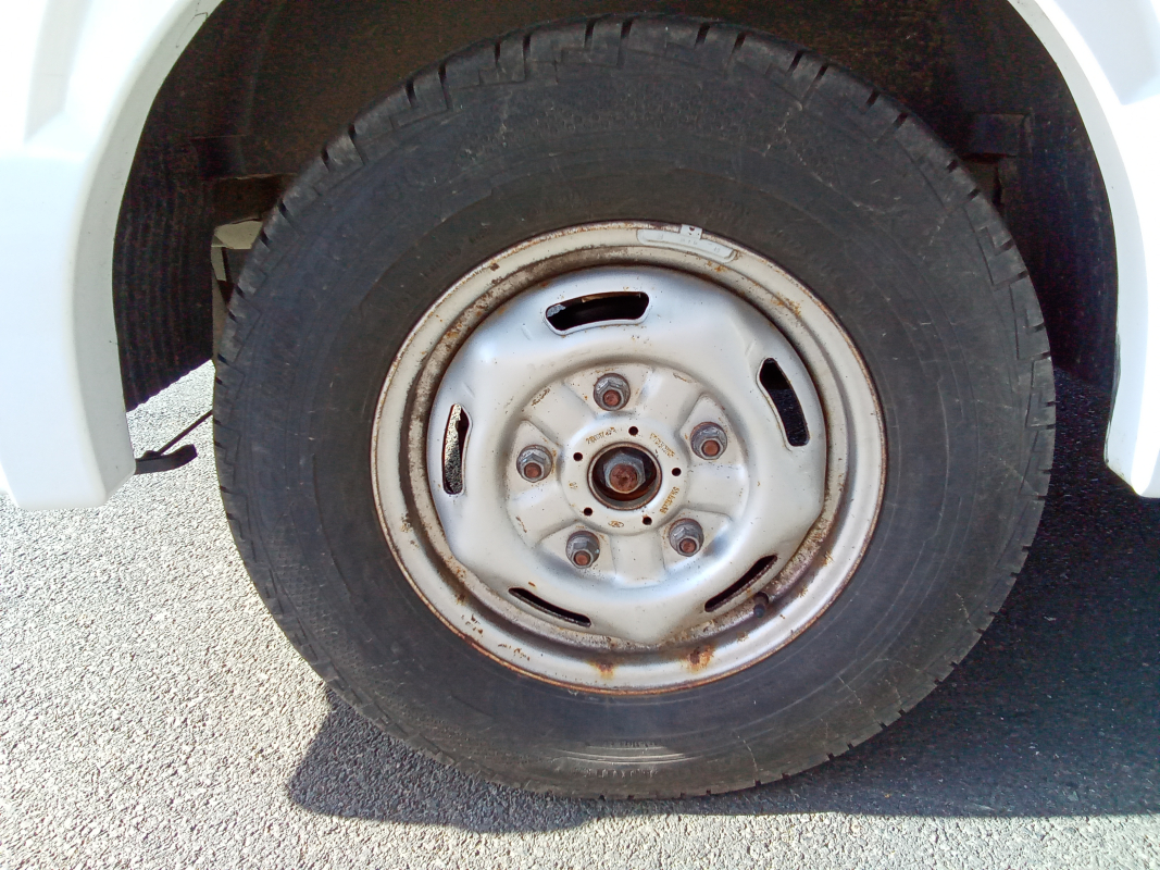 Ford Transit — 33