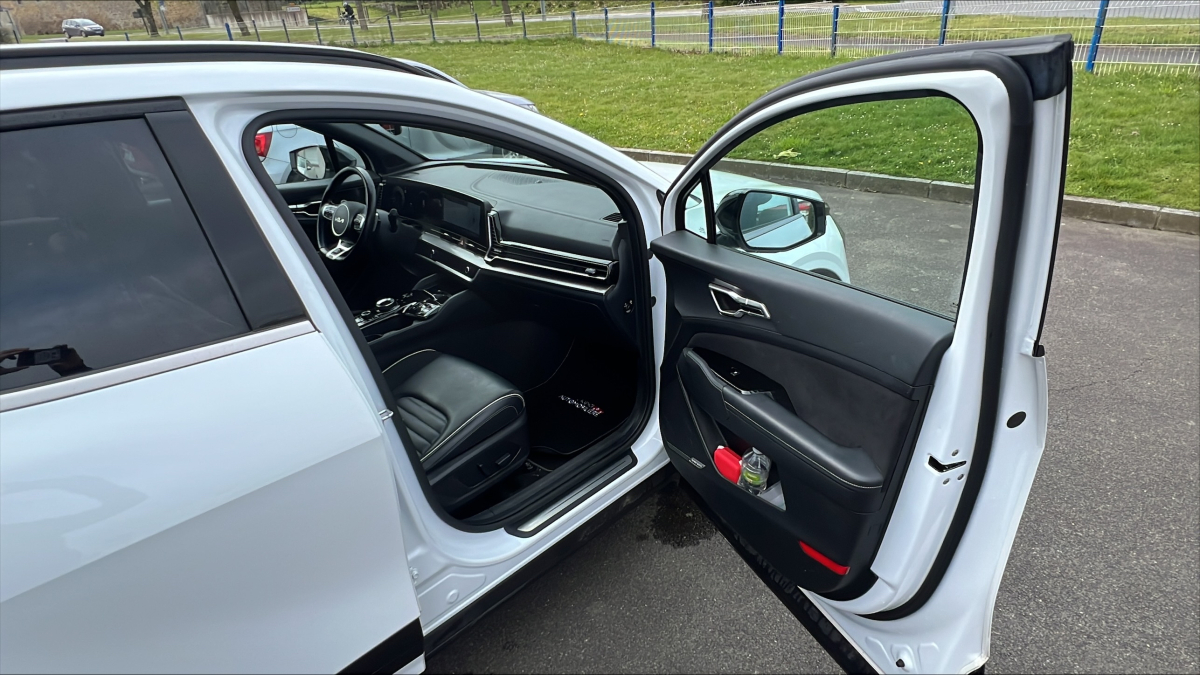 Kia Sportage — 18