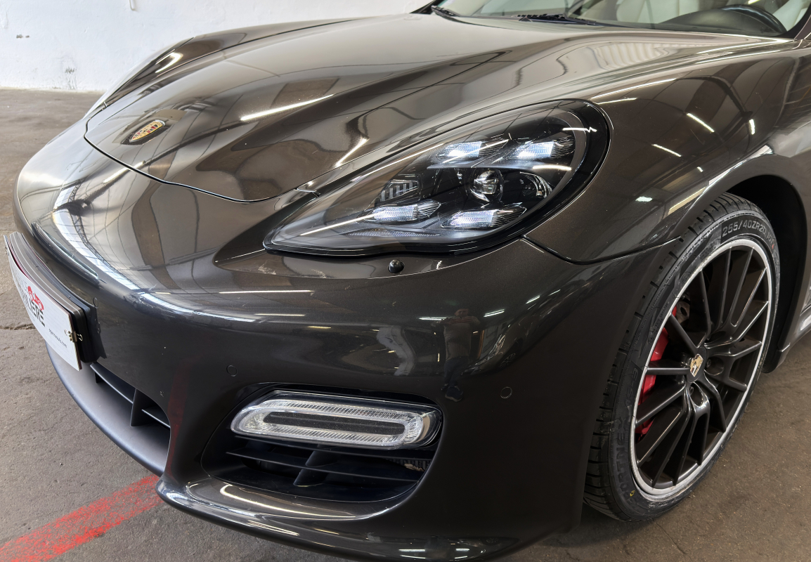 Porsche Panamera — 20