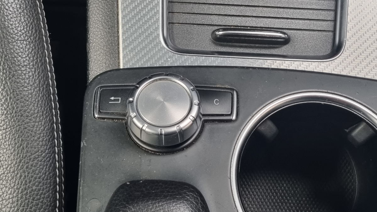 Mercedes GLK — 32