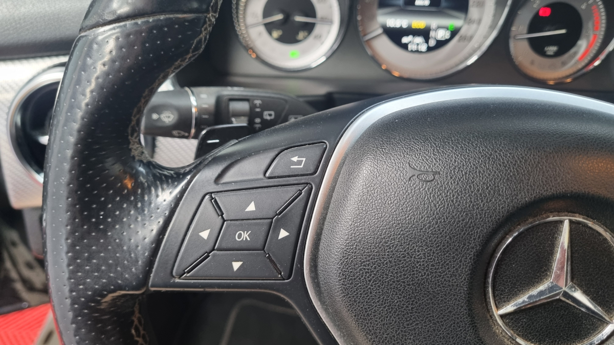 Mercedes GLK — 27