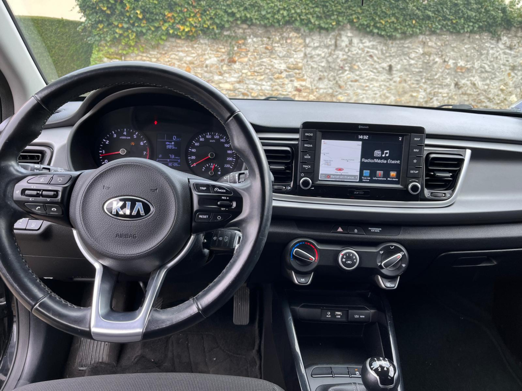 Kia Rio — 9