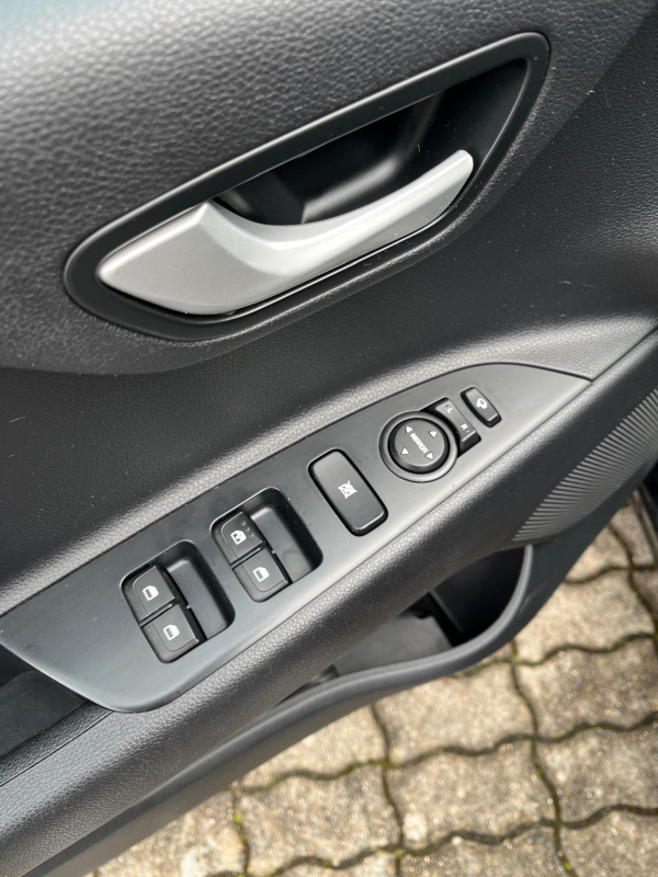 Kia Rio — 8