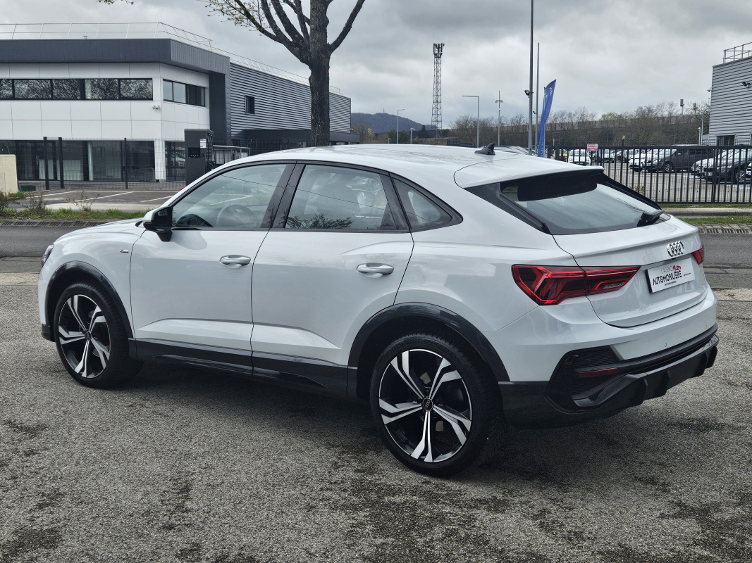 Audi Q3 Sportback — 6