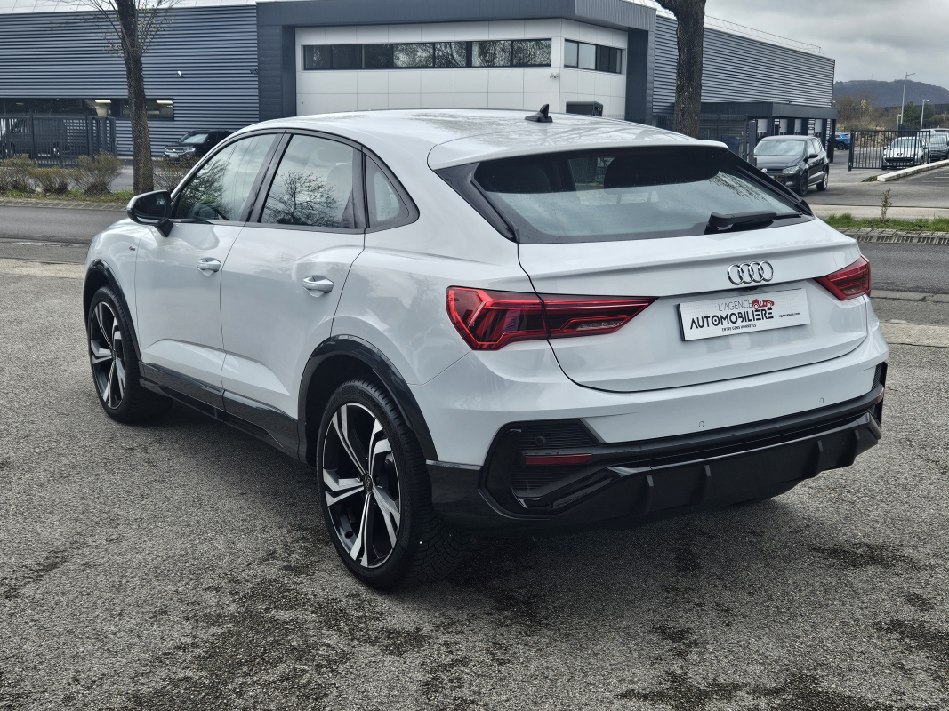 Audi Q3 Sportback — 7