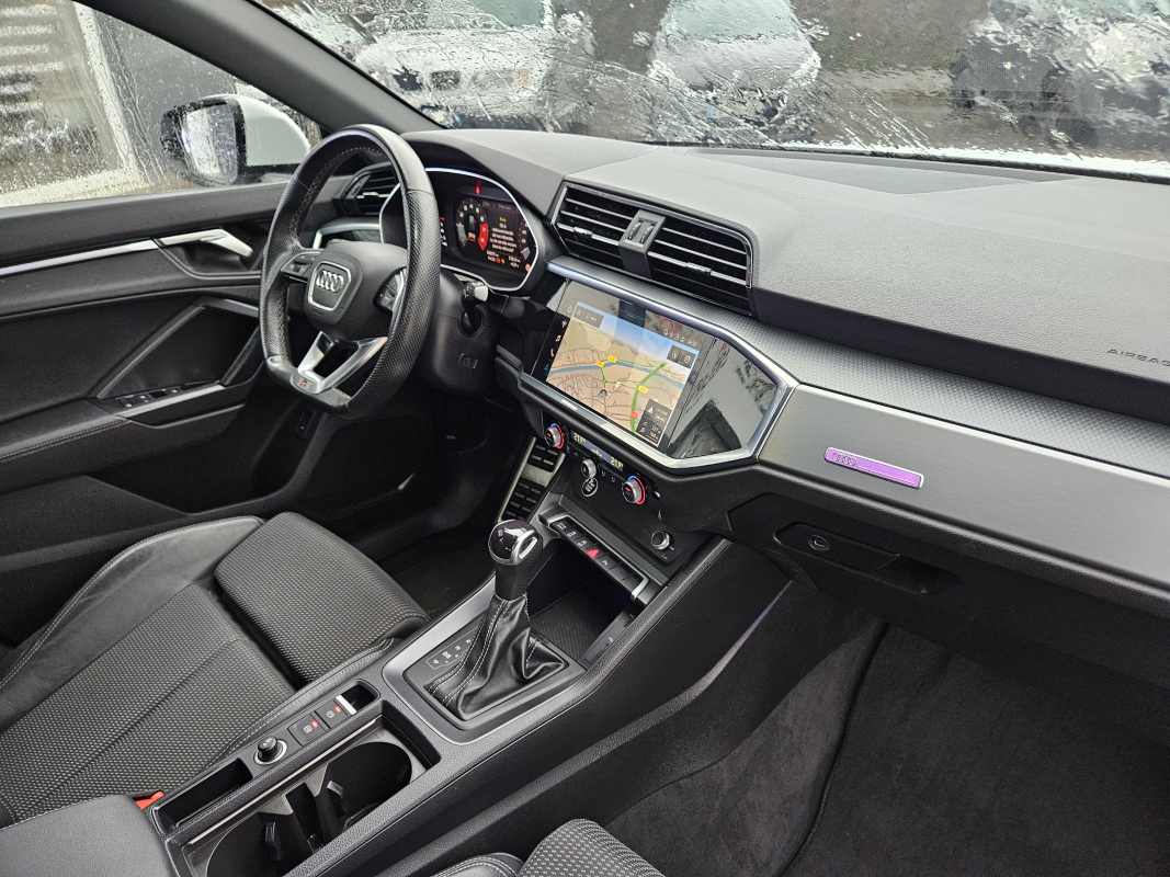 Audi Q3 Sportback — 14
