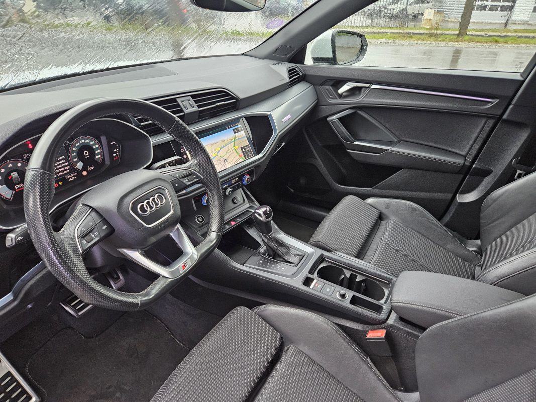 Audi Q3 Sportback — 10