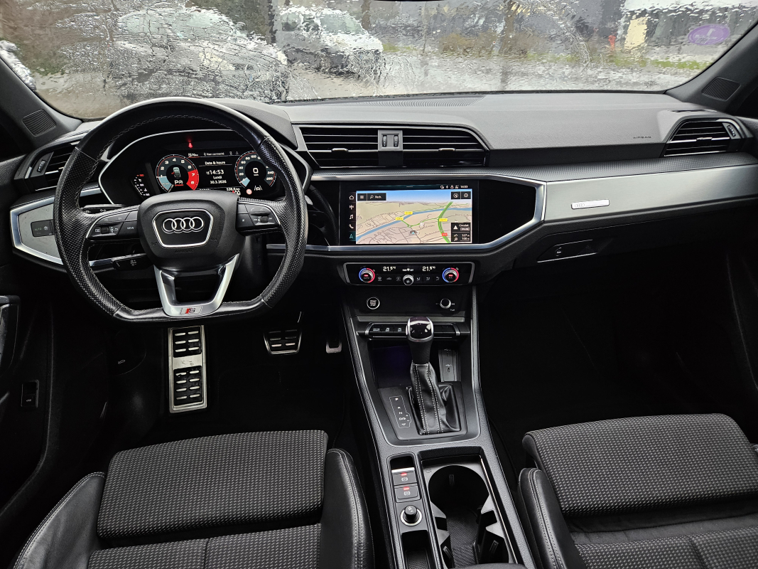 Audi Q3 Sportback — 12